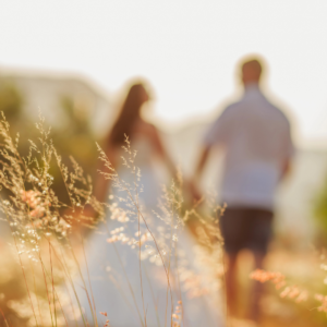 married couple walking by Miami Therapist Lotus Counseling